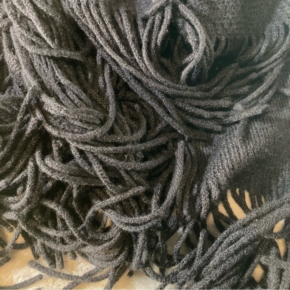 Worthington Black Open Front Poncho Cape w/ Fringe Hem Detail One Size Fits All - Picture 3 of 5